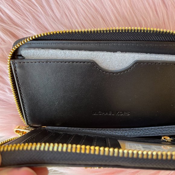 Michael Kors Wristlet Wallet - Picture 10 of 13